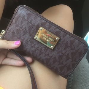 Micheal Kors Wristlet!